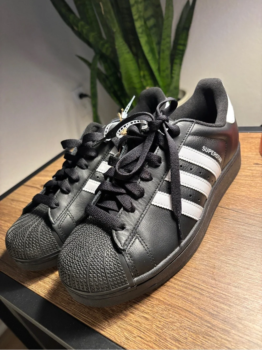 adidas low top